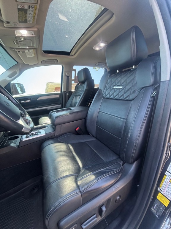 2020 Toyota Tundra Image 6