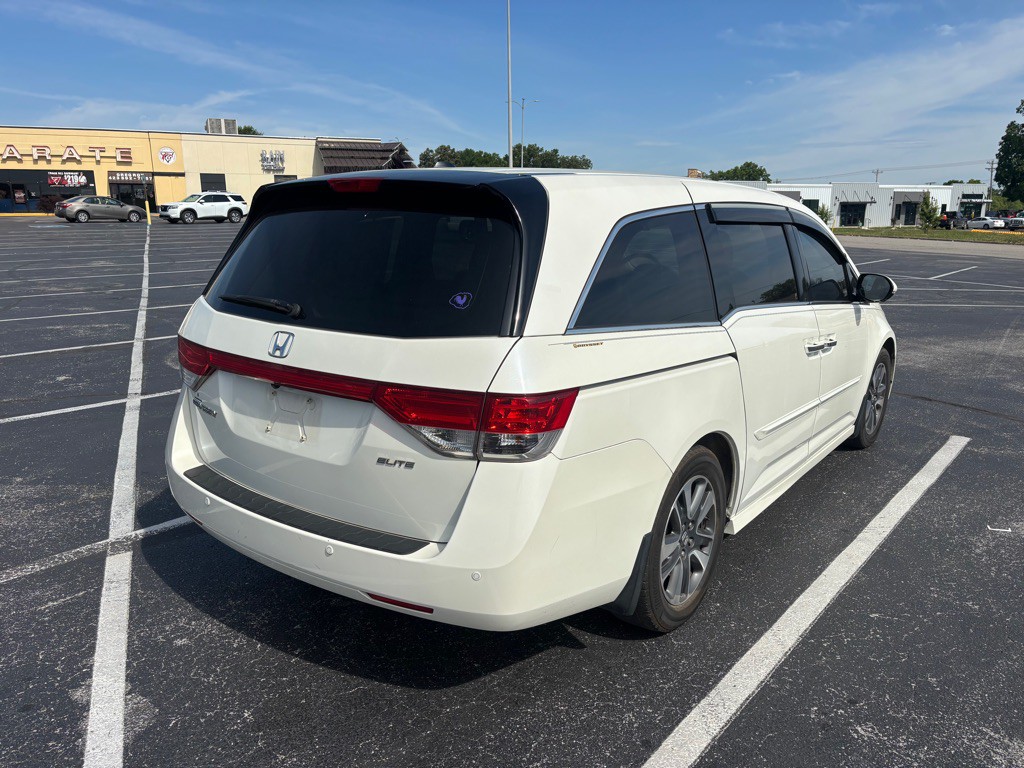 2015 Honda Odyssey Image 4