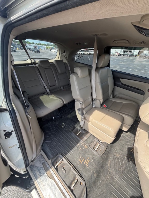 2015 Honda Odyssey Image 10