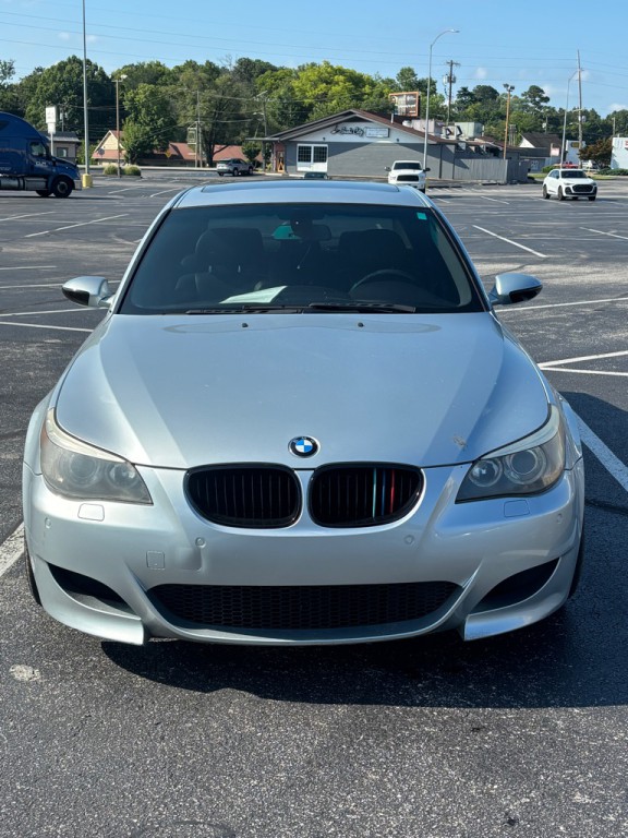 2006 BMW M5 Image 2