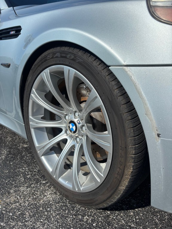 2006 BMW M5 Image 9