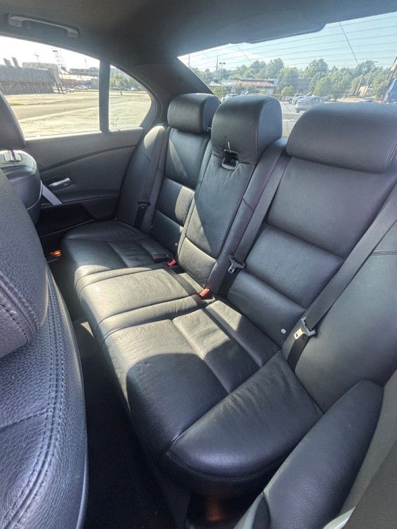 2006 BMW M5 Image 20