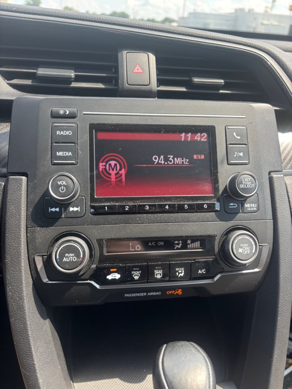 2017 Honda Civic Image 12