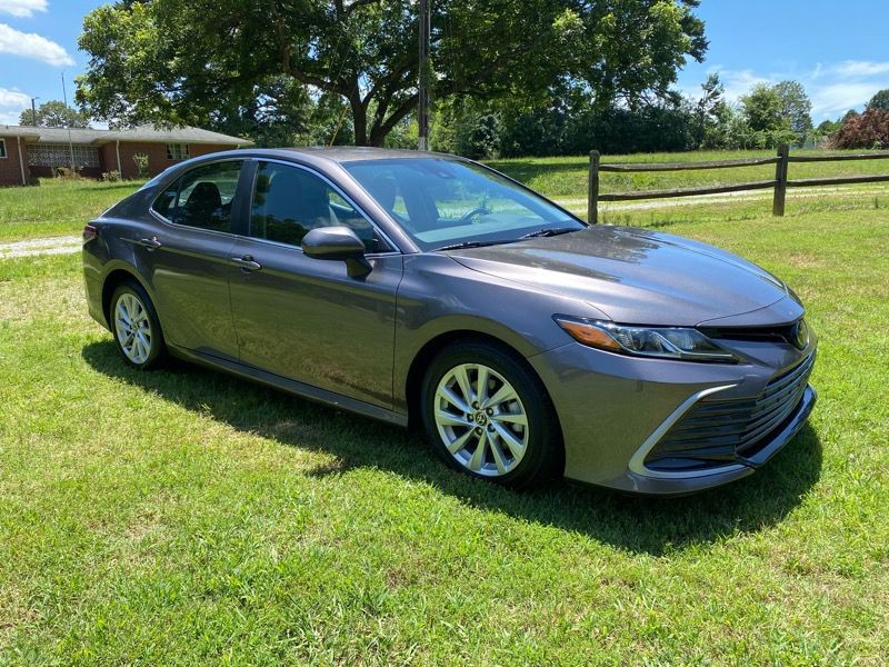 2023 Toyota Camry Image 2