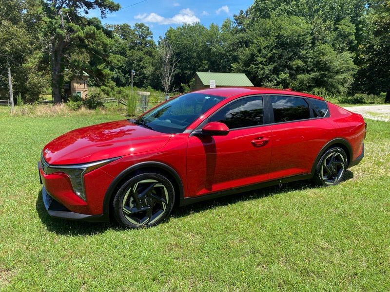2025 Kia K4 Image 1