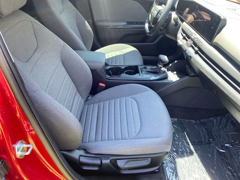 2025 Kia K4 Image 26