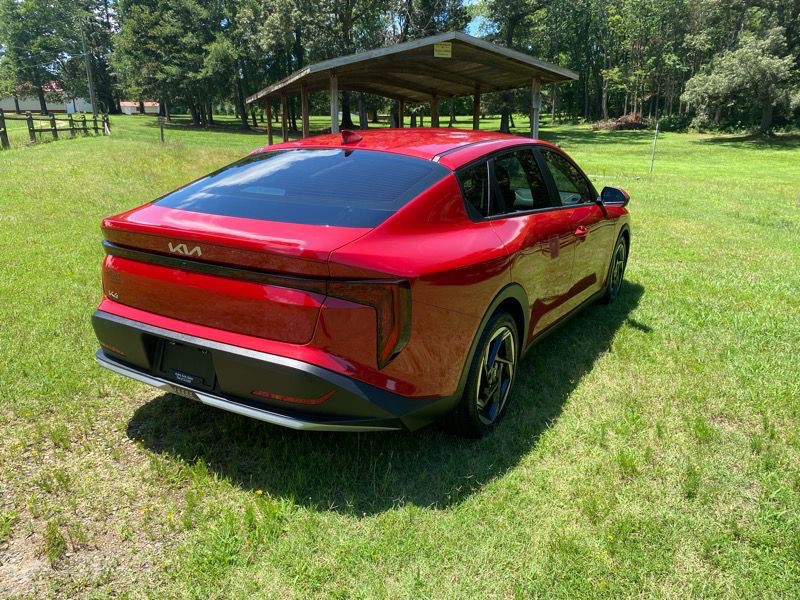 2025 Kia K4 Image 46