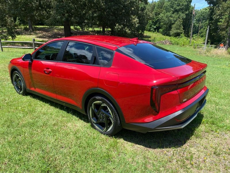 2025 Kia K4 Image 103