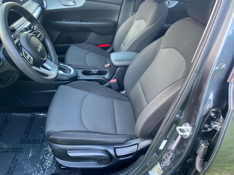 2022 Kia Forte Image 19