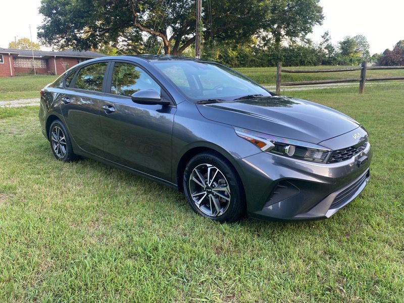 2022 Kia Forte Image 35