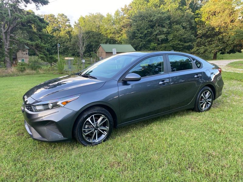 2022 Kia Forte Image 44