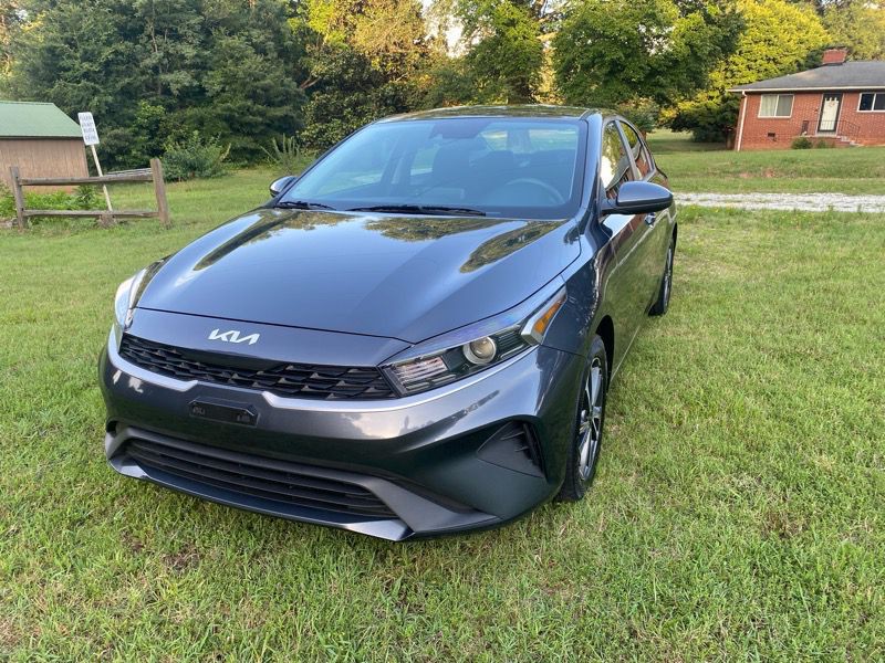 2022 Kia Forte Image 45