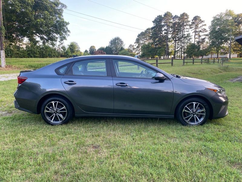 2022 Kia Forte Image 95