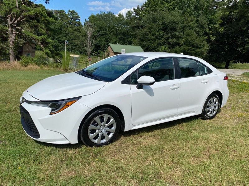 2023 Toyota Corolla Image 1
