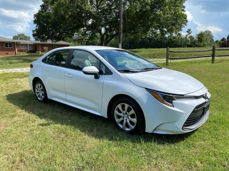 2023 Toyota Corolla Image 2