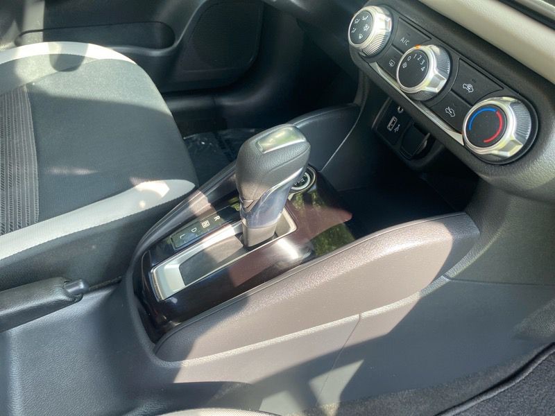 2020 Nissan Versa Image 15