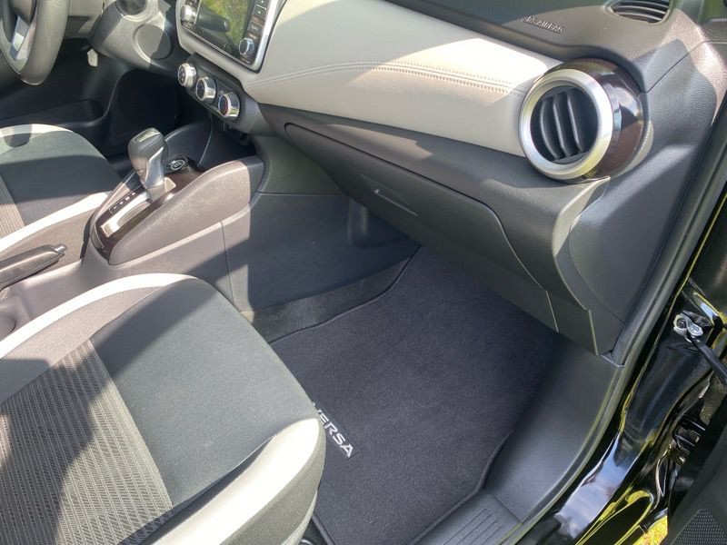 2020 Nissan Versa Image 36
