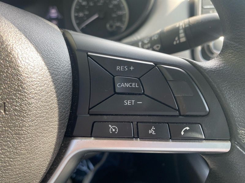 2020 Nissan Versa Image 41
