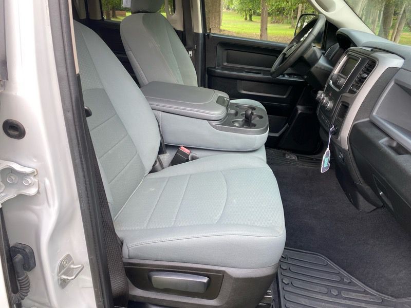 2019 RAM 1500 Image 24