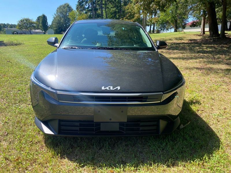 2025 Kia K4 Image 7