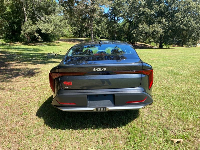 2025 Kia K4 Image 8