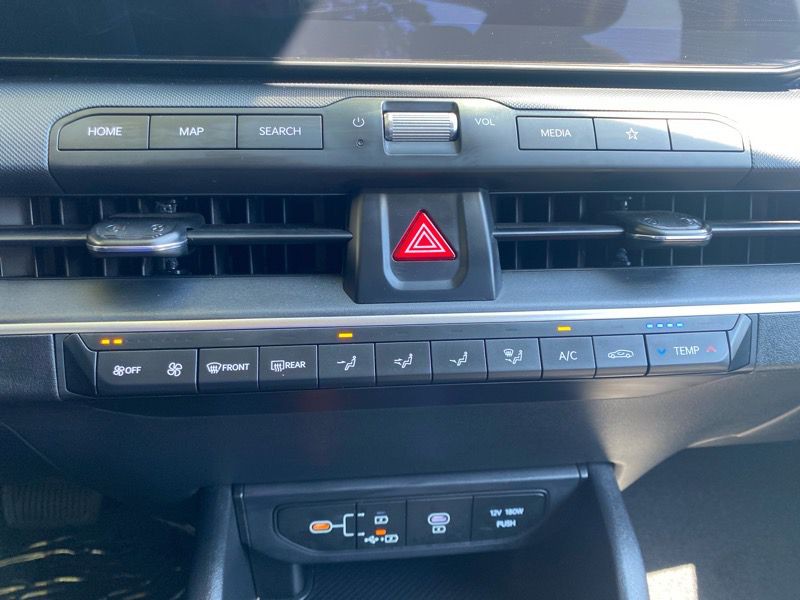 2025 Kia K4 Image 45