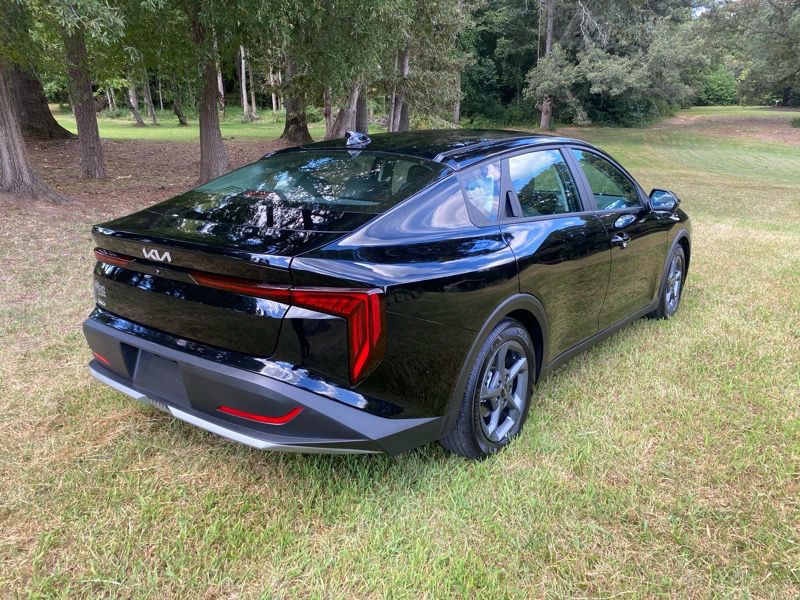 2025 Kia K4 Image 33