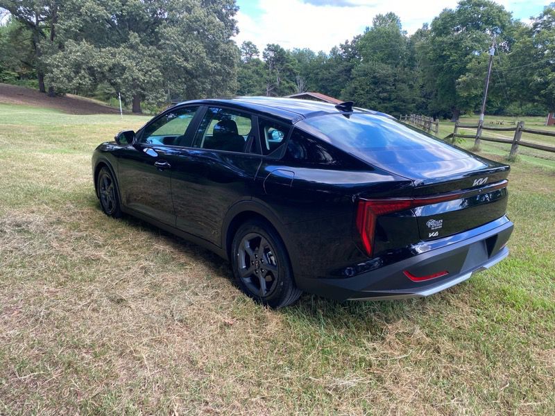 2025 Kia K4 Image 34