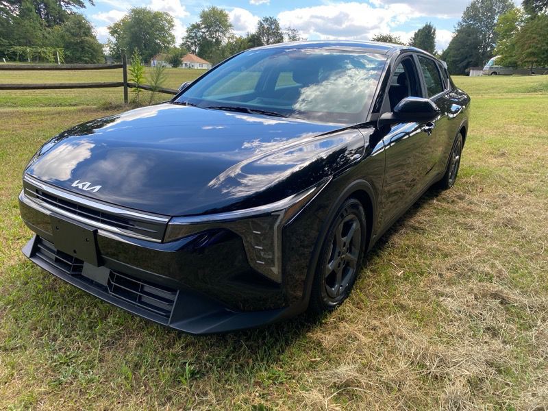 2025 Kia K4 Image 60