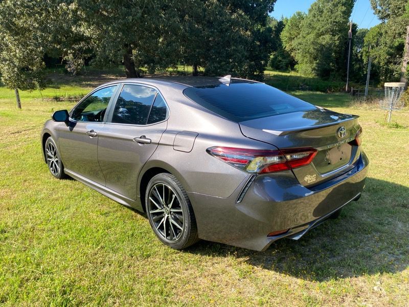 2022 Toyota Camry Image 6
