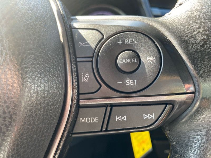 2022 Toyota Camry Image 39