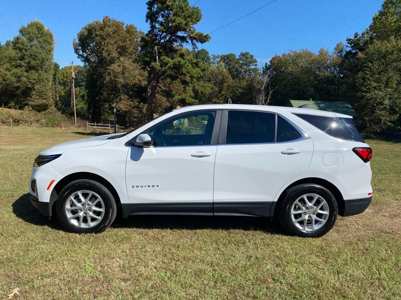 2024 Chevrolet Equinox Image 3