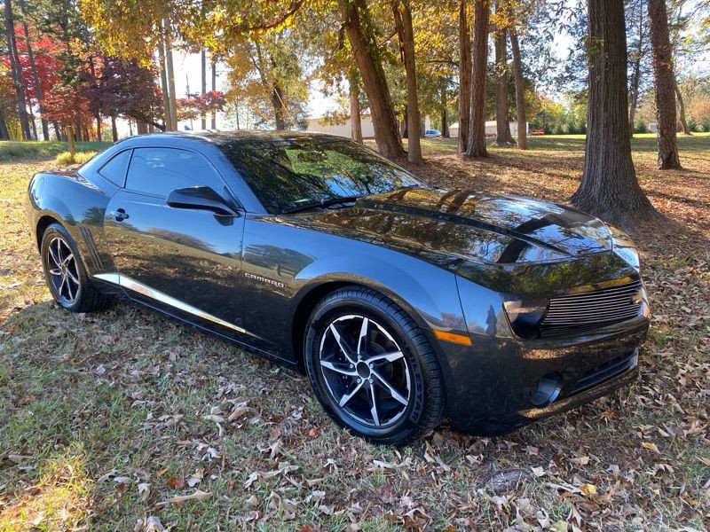 2013 Chevrolet Camaro Image 2
