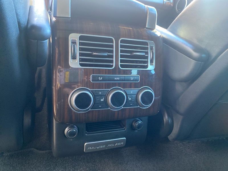 2016 Land Rover Range Rover Image 19