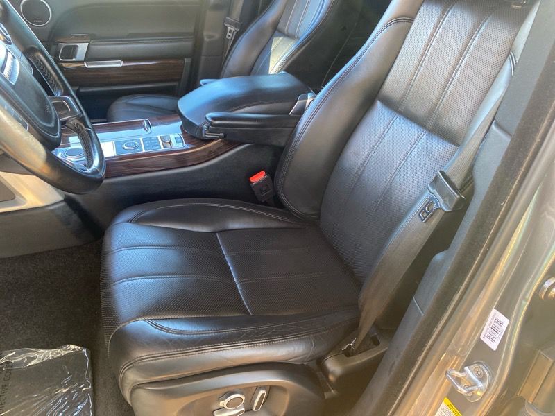 2016 Land Rover Range Rover Image 24