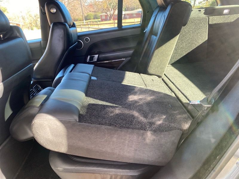 2016 Land Rover Range Rover Image 28