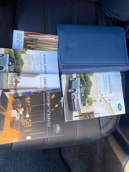 2016 Land Rover Range Rover Image 35