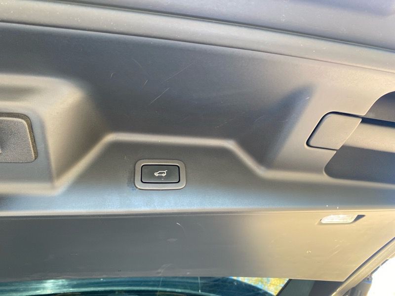 2016 Land Rover Range Rover Image 44