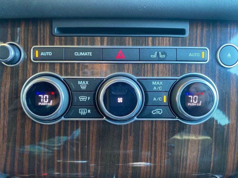 2016 Land Rover Range Rover Image 55