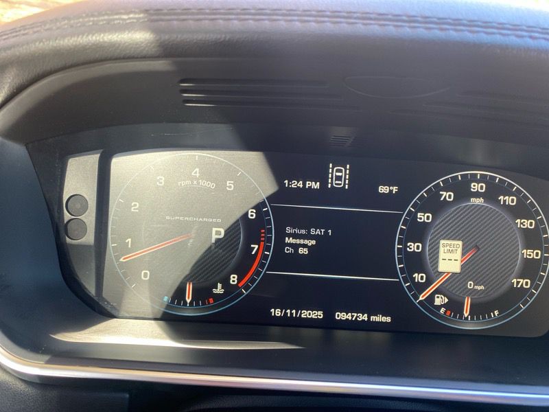 2016 Land Rover Range Rover Image 58