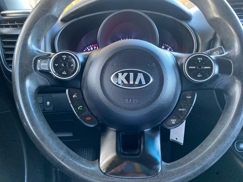 2015 Kia Soul Image 12