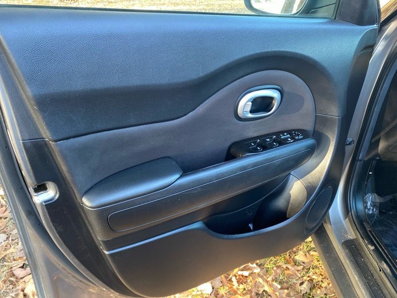 2015 Kia Soul Image 33