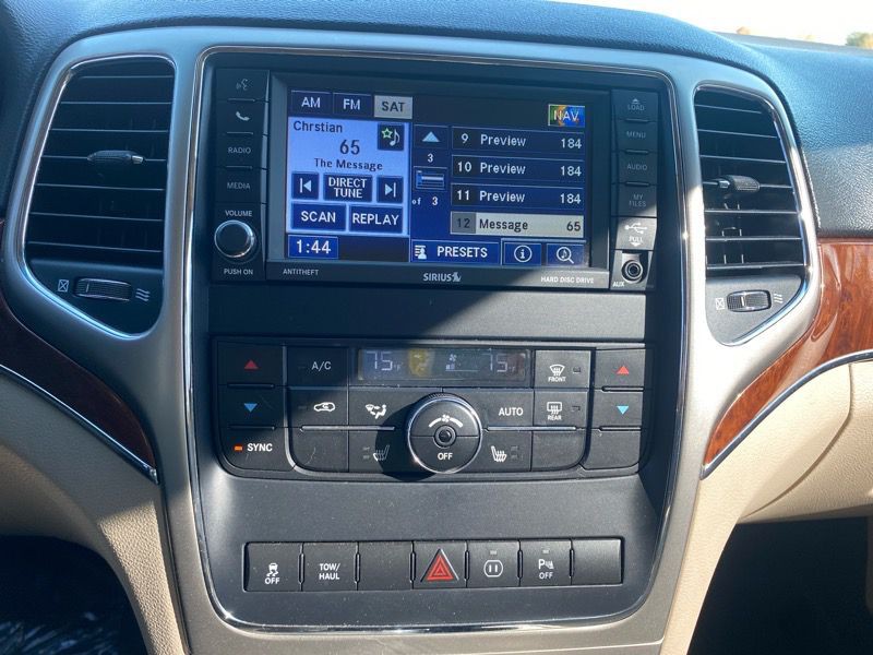 2012 Jeep Grand Cherokee Image 14