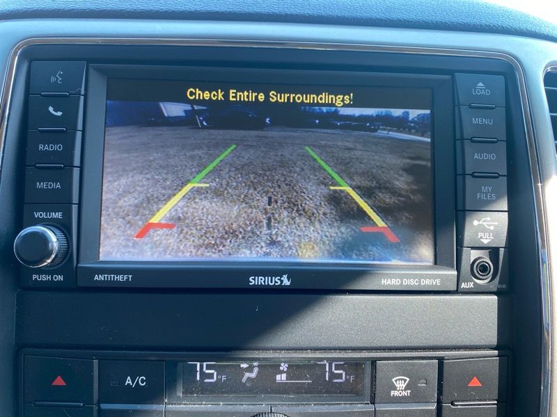 2012 Jeep Grand Cherokee Image 16