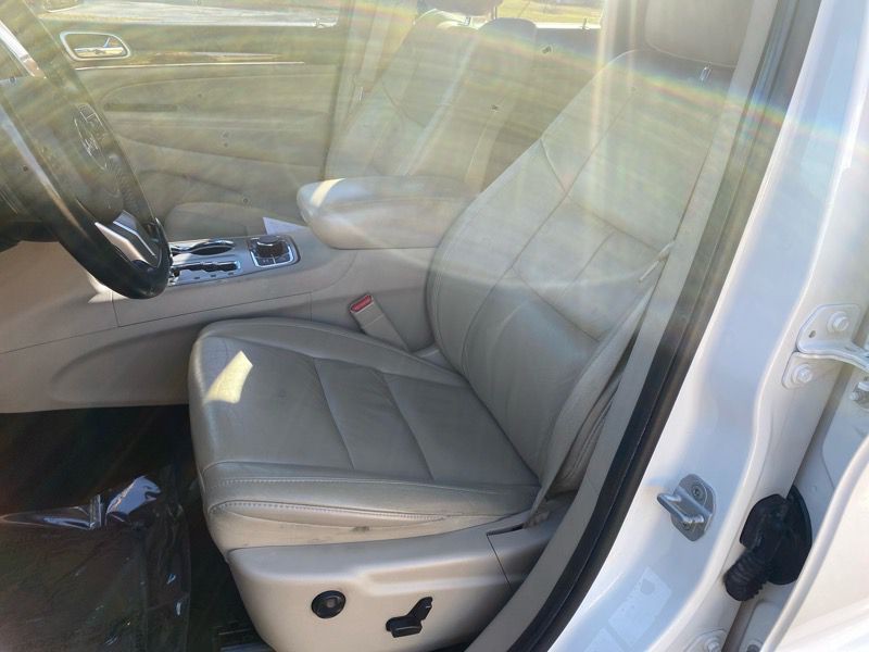 2012 Jeep Grand Cherokee Image 22