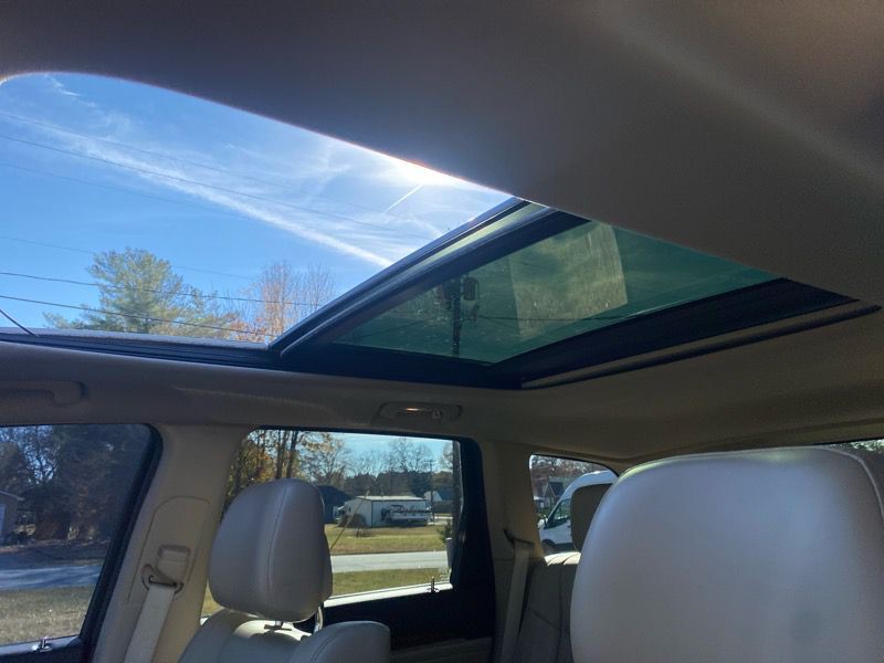 2012 Jeep Grand Cherokee Image 19