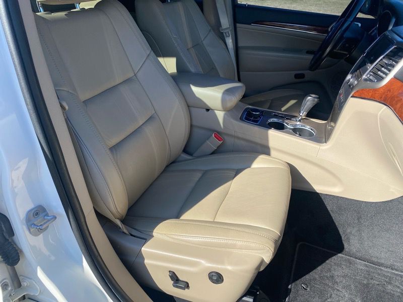 2012 Jeep Grand Cherokee Image 45