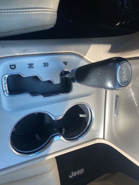 2012 Jeep Grand Cherokee Image 65