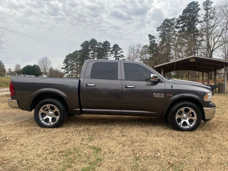 2014 RAM 1500 Image 3