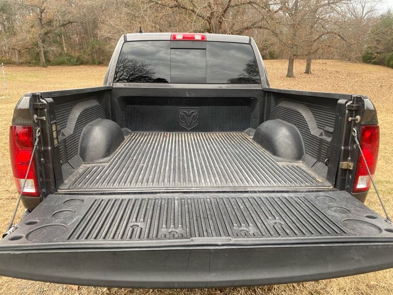 2014 RAM 1500 Image 9